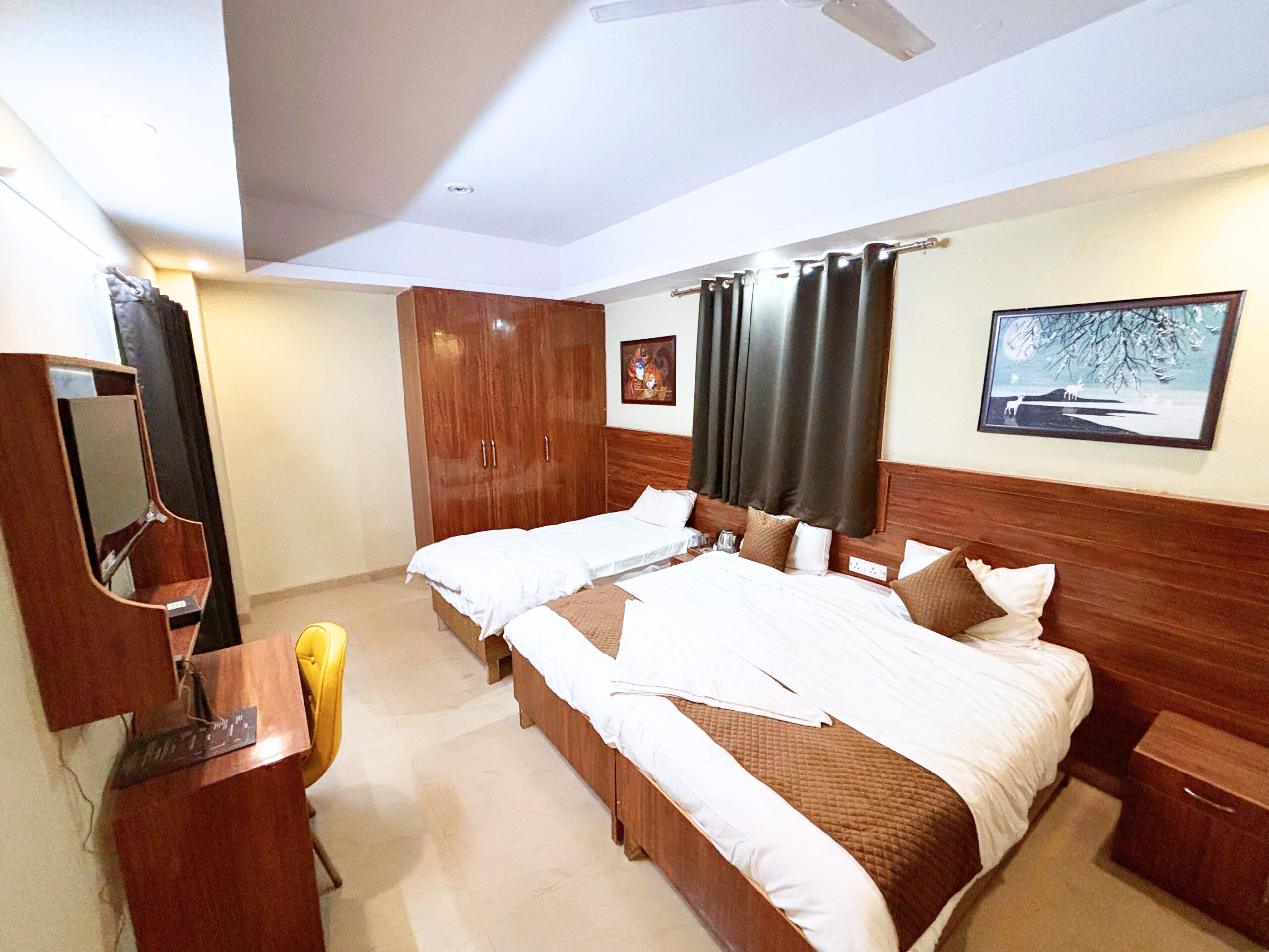 Triple sharing hostel room near GL Bajaj College